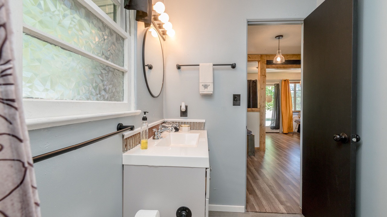 Photo of Bathroom in Rockaway Beach