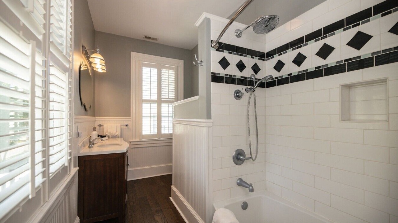 Photo of Bathroom in Edenton
