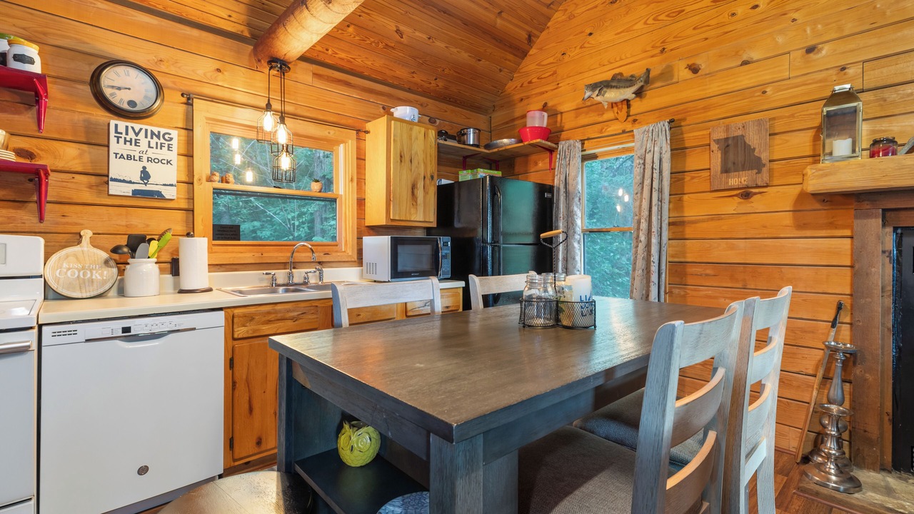Photo of Kitchen in Shell Knob