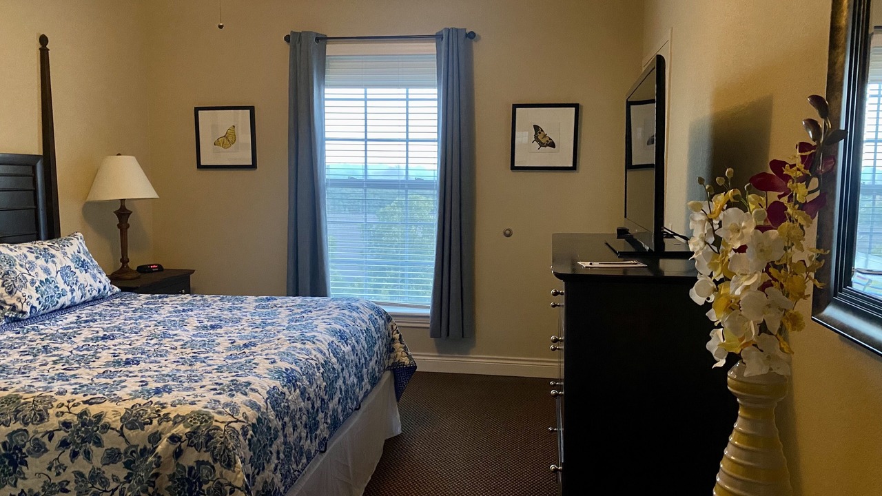 Photo of Bedroom in Branson