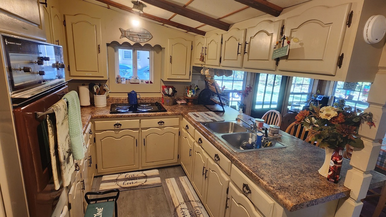 Photo of Kitchen in Vonore