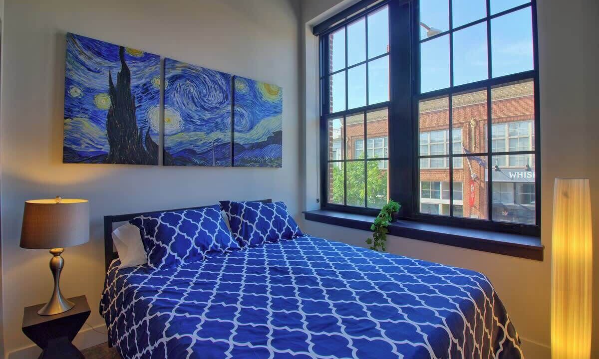 Photo of Bedroom in Midtown