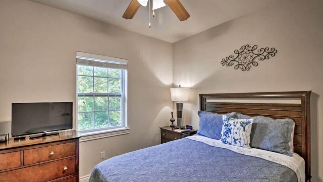 Photo of Bedroom in Branson