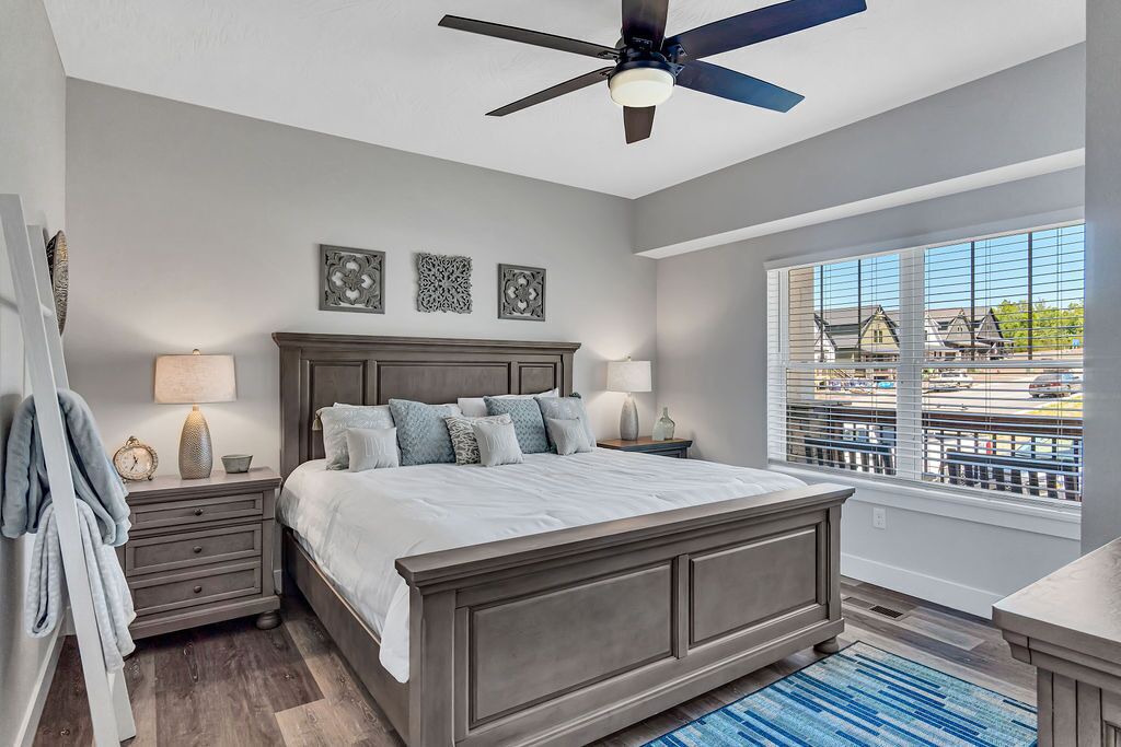 Photo of Bedroom in Hollister