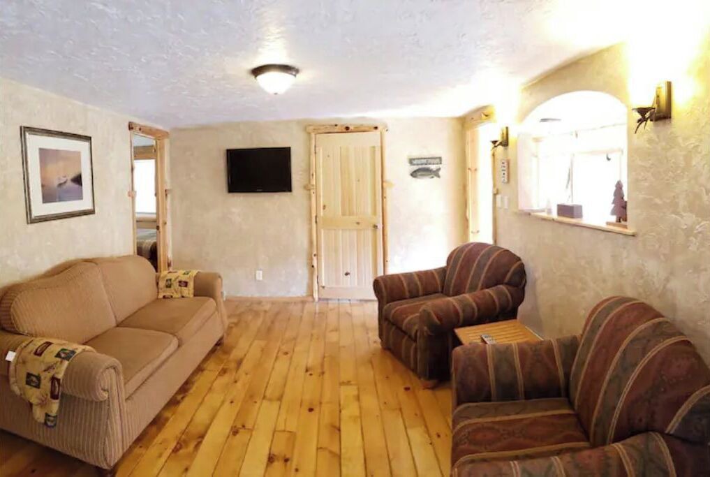Photo of Livingroom in Rockaway Beach