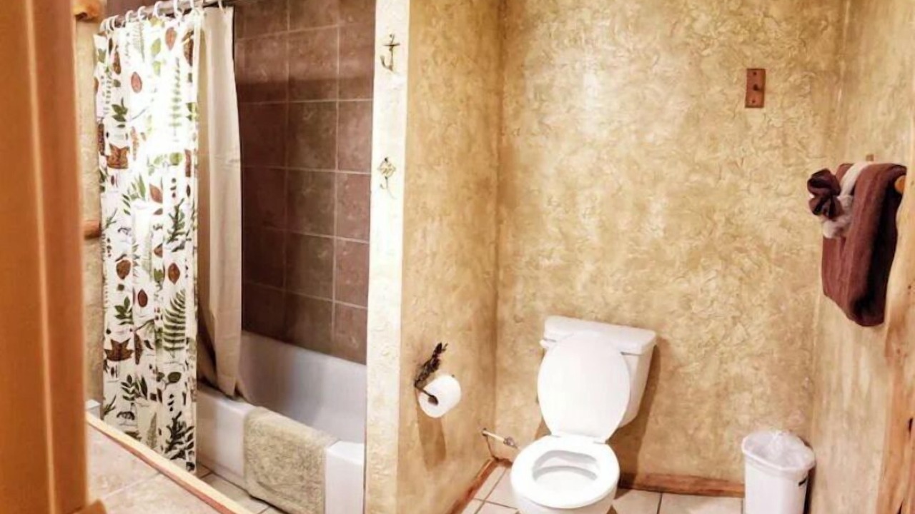 Photo of Bathroom in Rockaway Beach