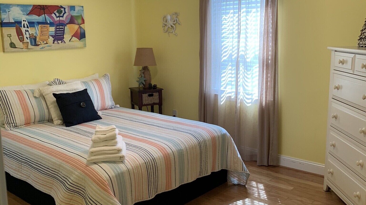 Photo of Bedroom in Atlantic Beach