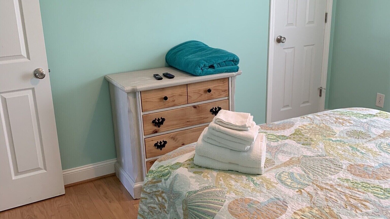 Photo of Bedroom in Atlantic Beach