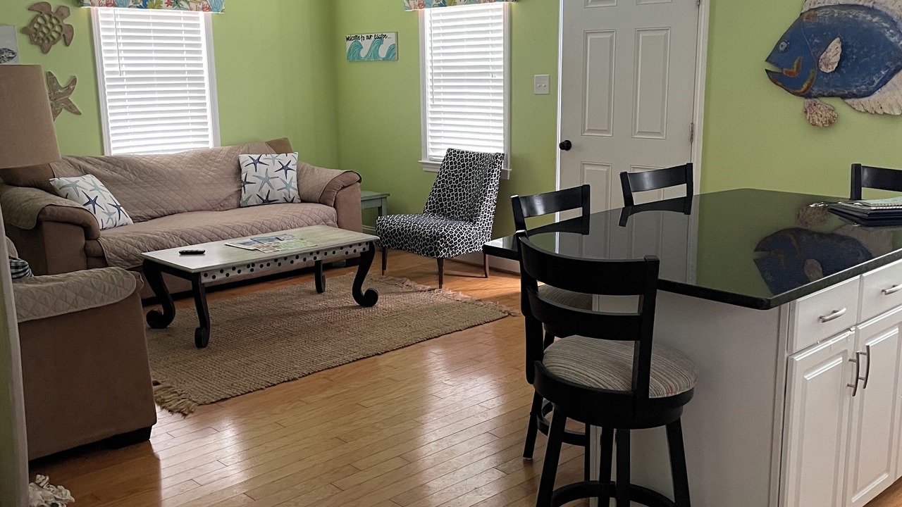 Photo of Livingroom in Atlantic Beach