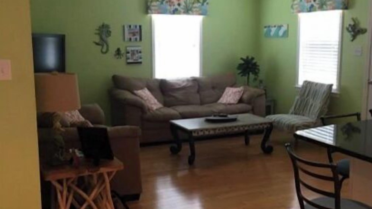 Photo of Livingroom in Atlantic Beach