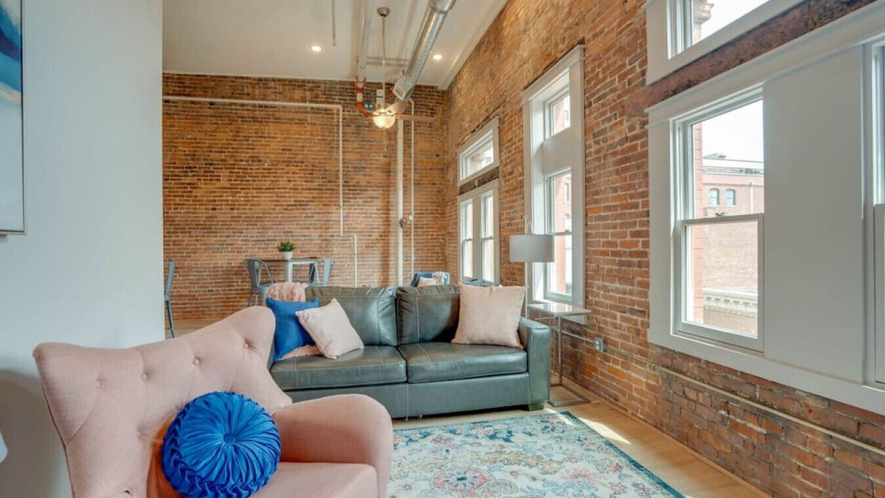 Photo of Livingroom in Downtown Nashville