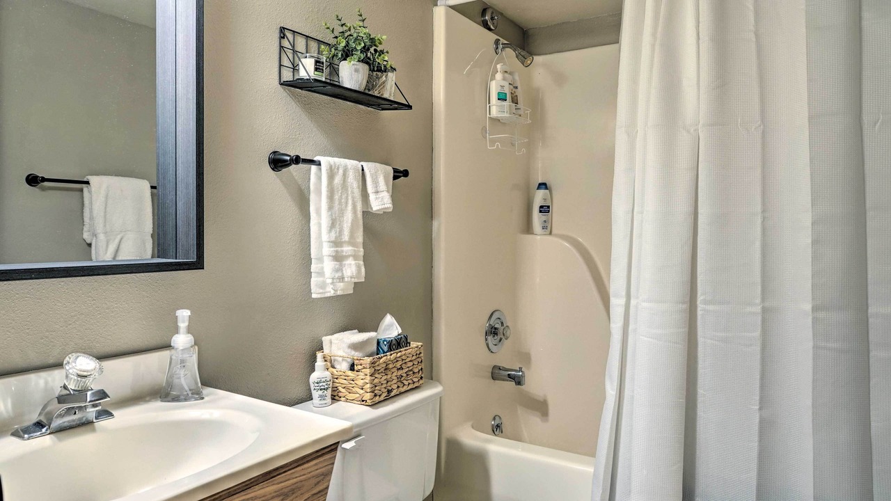 Photo of Bathroom in Shell Knob