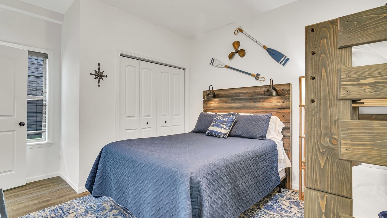Photo of Bedroom in Lampe