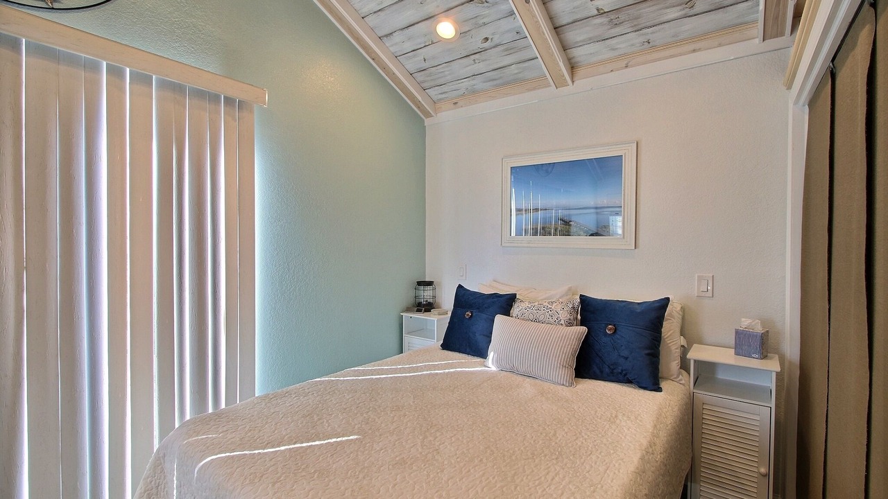Photo of Bedroom in Hatteras