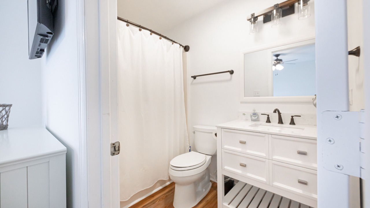 Photo of Bathroom in Atlantic Beach