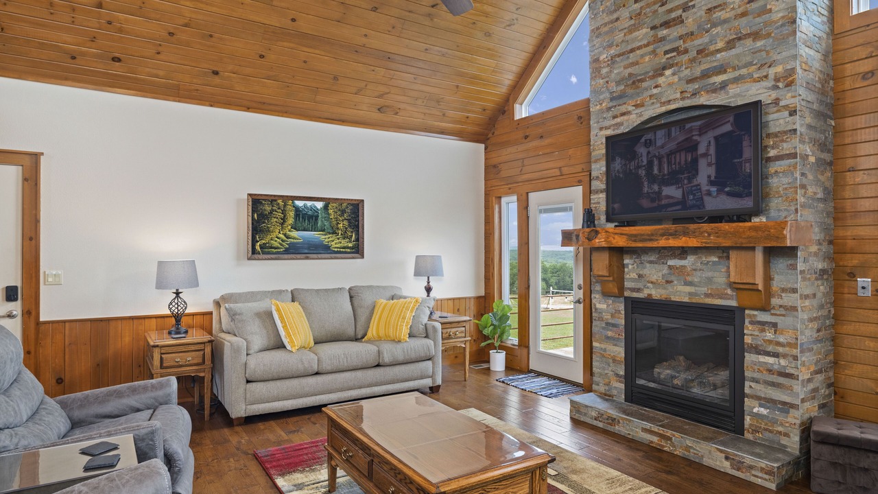 Photo of Livingroom in Shell Knob