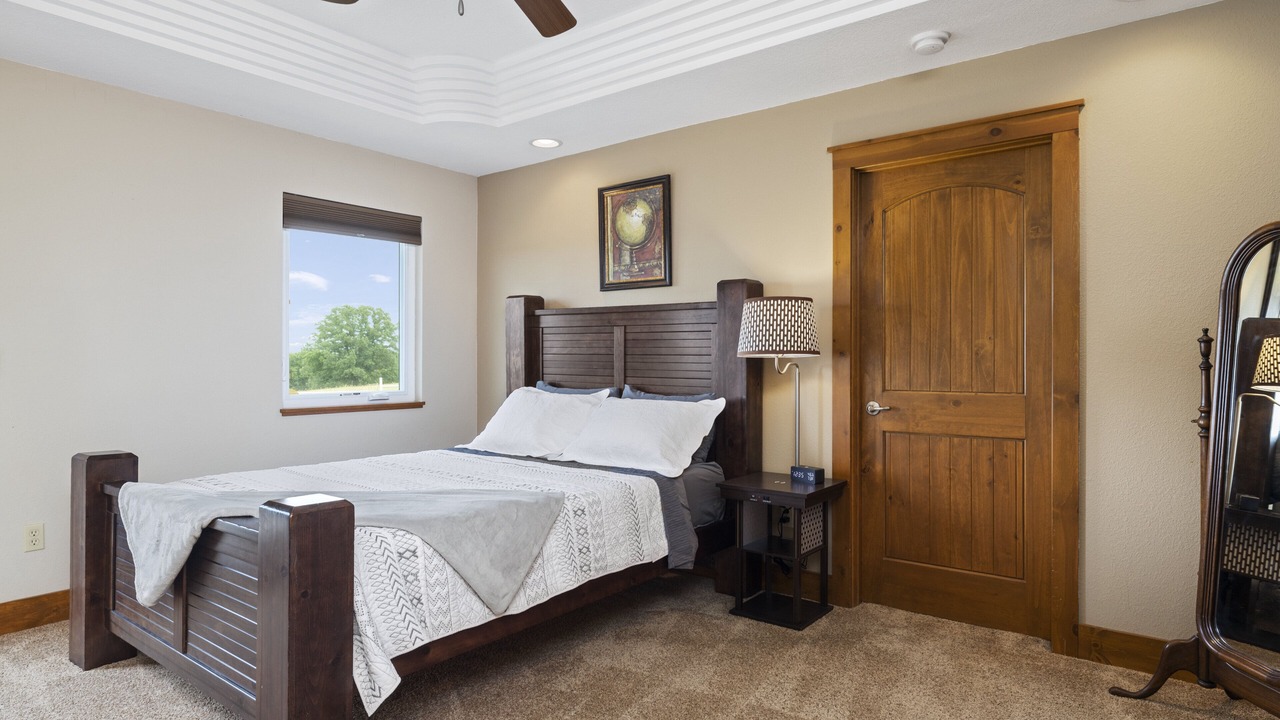 Photo of Bedroom in Shell Knob