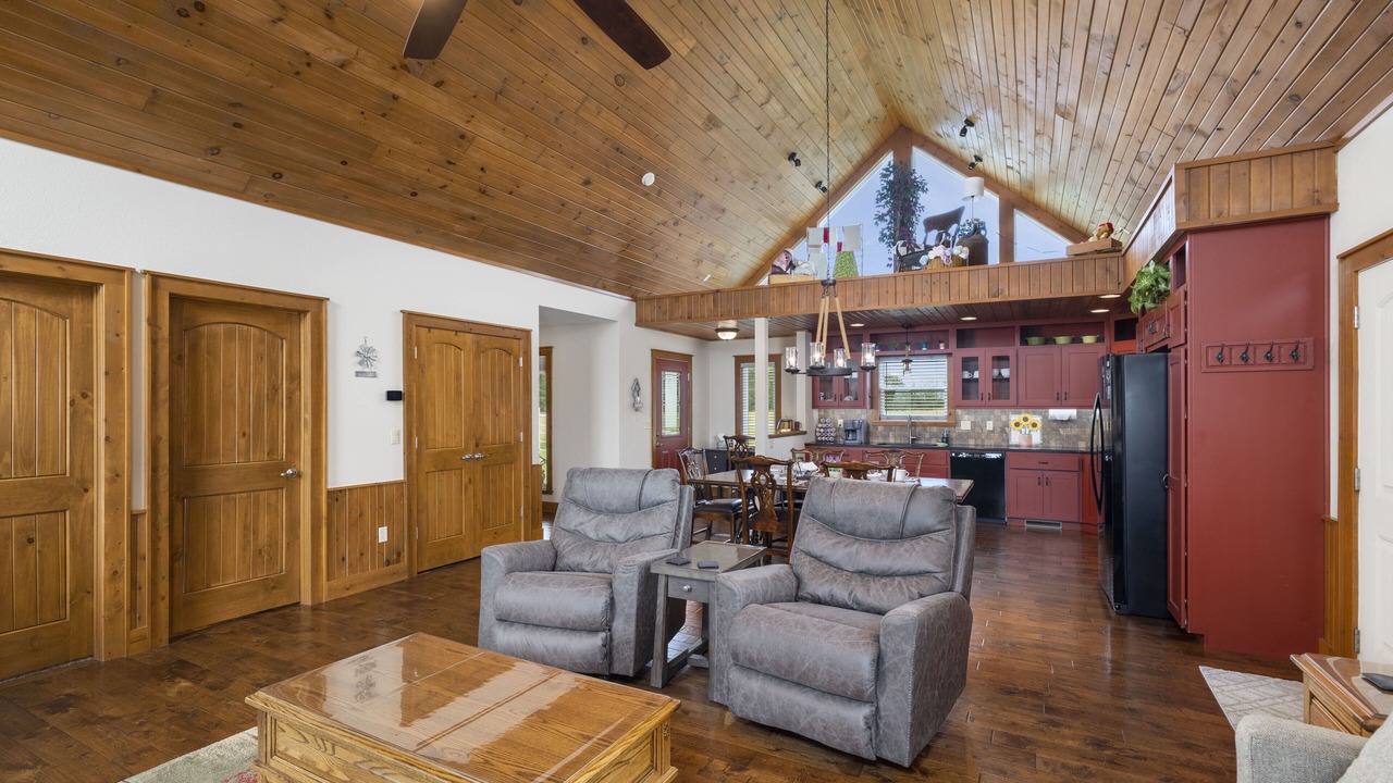 Photo of Livingroom in Shell Knob