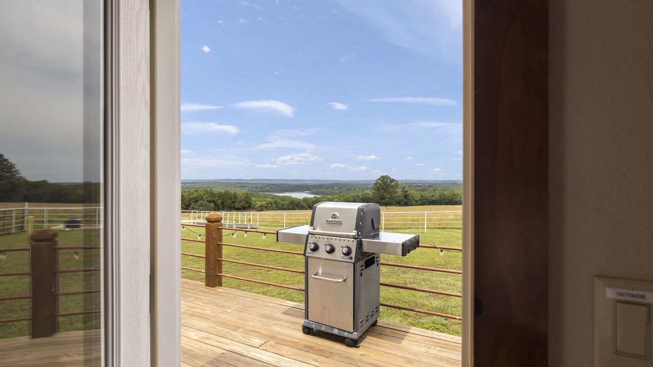 Photo of Patio Balcony in Shell Knob