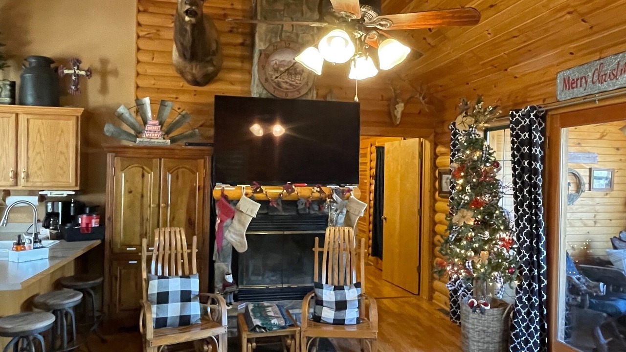 Photo of Others in Notch Estates