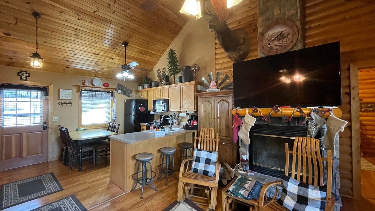 Photo of Others in Notch Estates