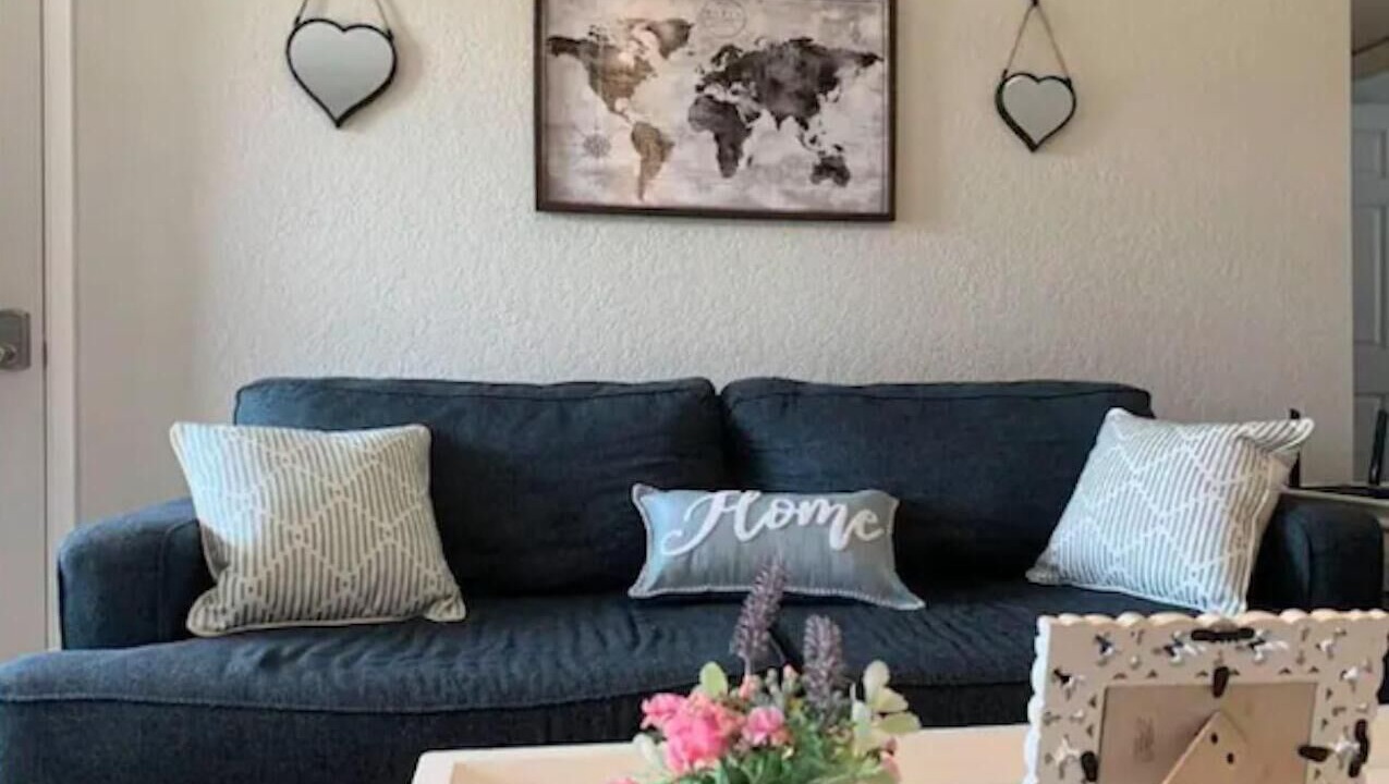 Photo of Livingroom in Lahoma