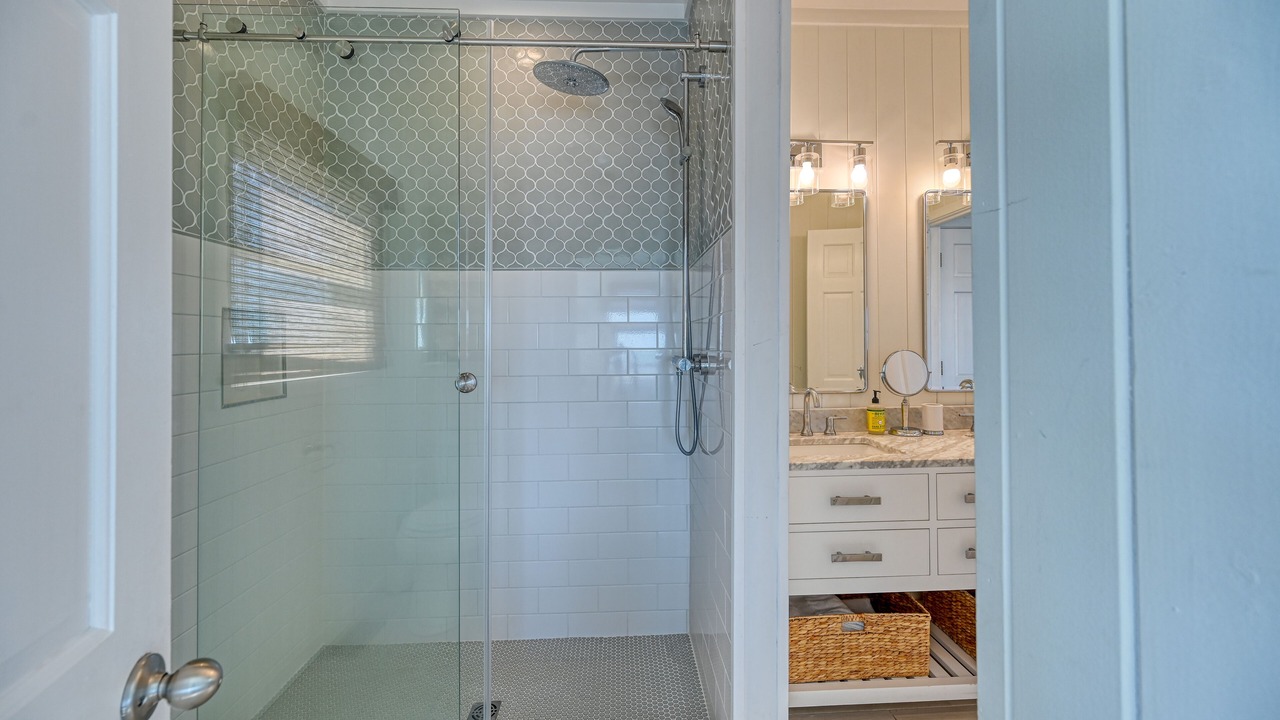 Photo of Bathroom in North Topsail Beach