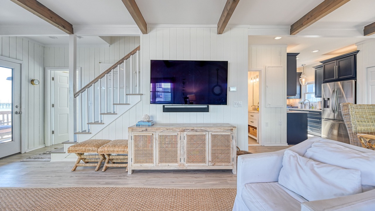 Photo of Livingroom in North Topsail Beach