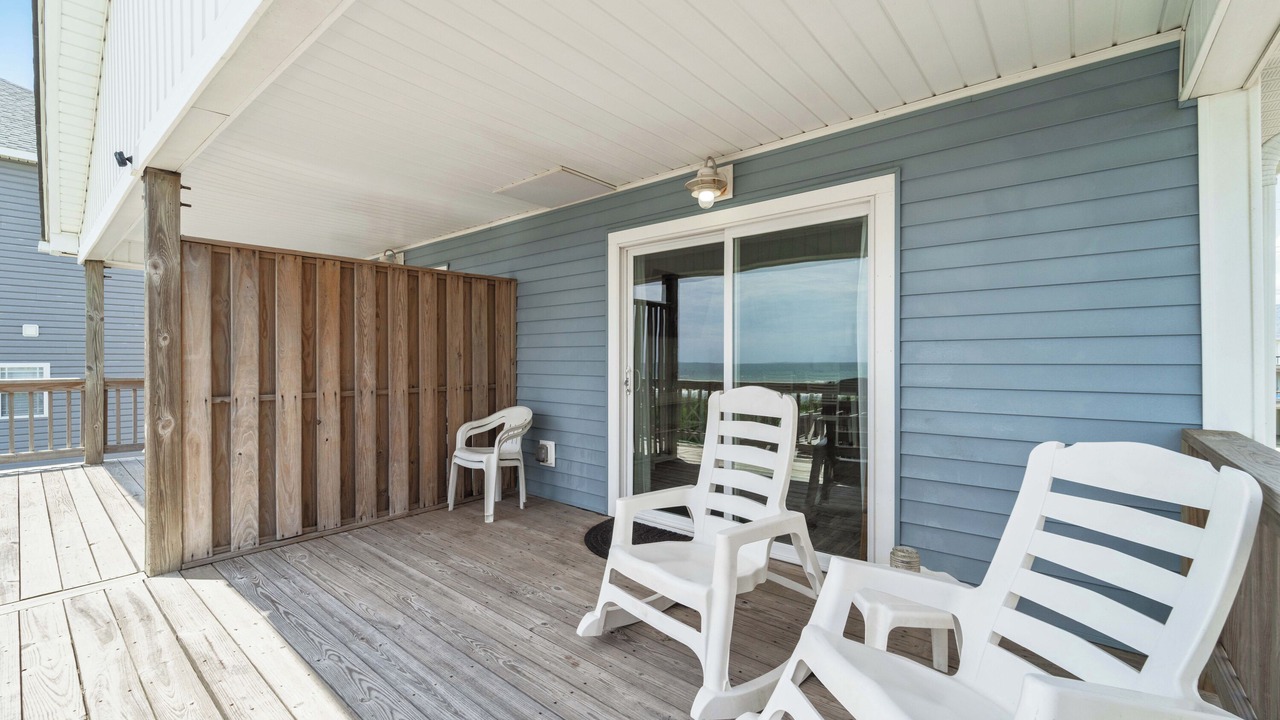Photo of Patio Balcony in North Topsail Beach