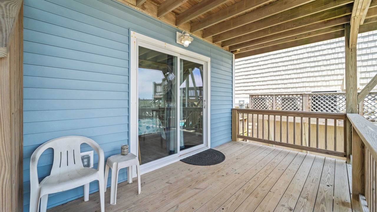 Photo of Patio Balcony in North Topsail Beach