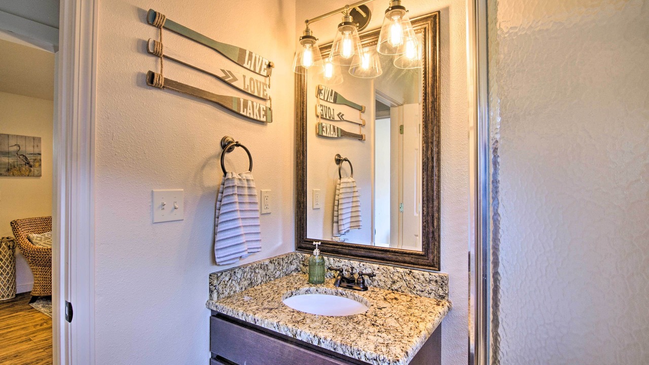Photo of Bathroom in Lampe