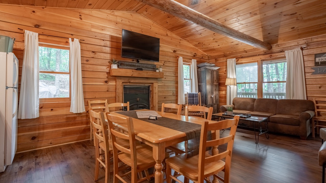 Photo of Livingroom in Shell Knob