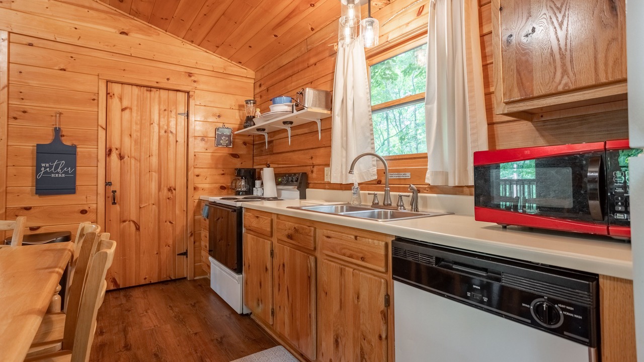 Photo of Kitchen in Shell Knob