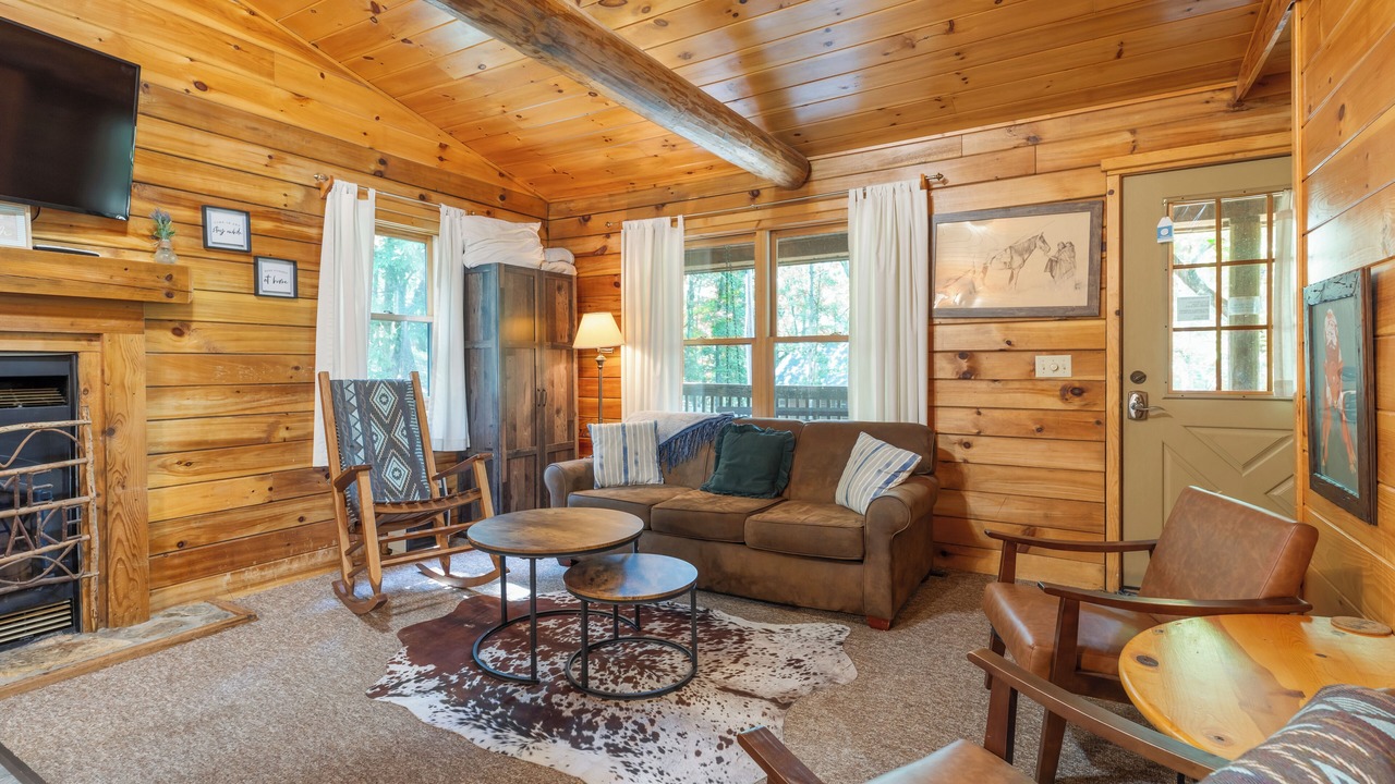Photo of Livingroom in Shell Knob