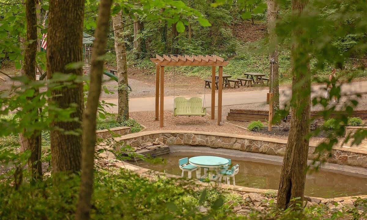 Photo of Outdoor in Lookout Valley Neighborhood Association