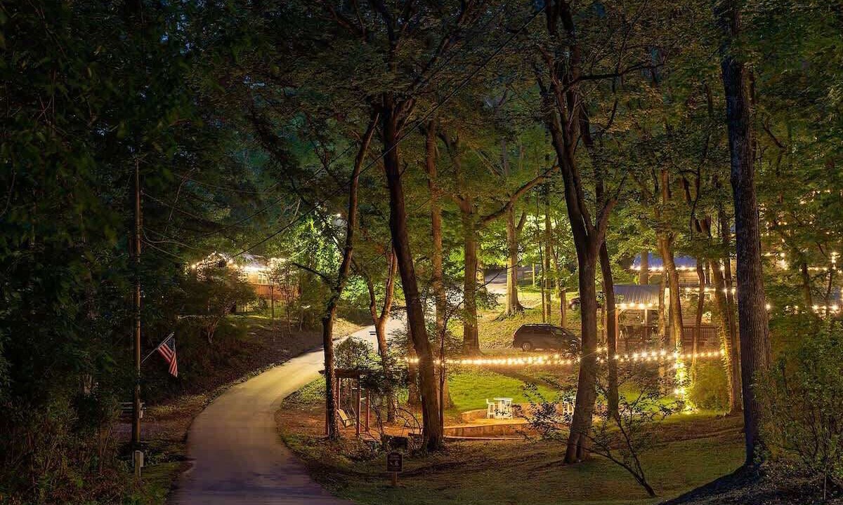 Photo of Outdoor in Lookout Valley Neighborhood Association
