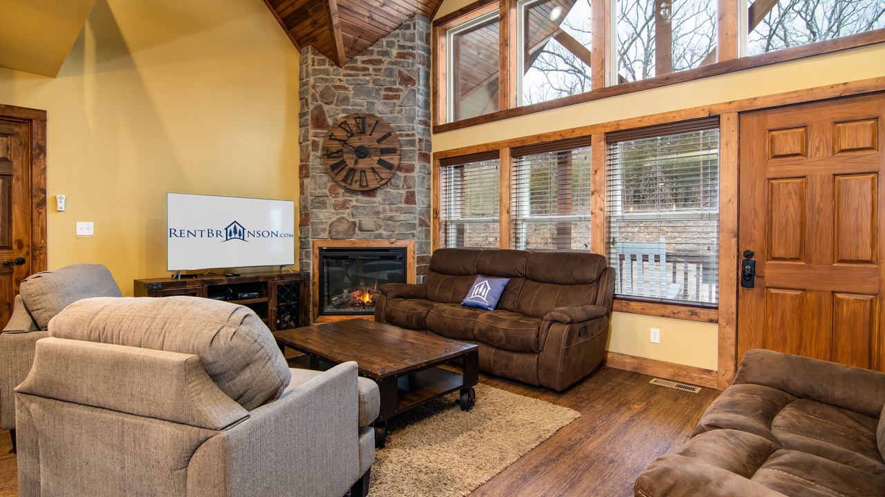 Photo of Livingroom in Reeds Spring