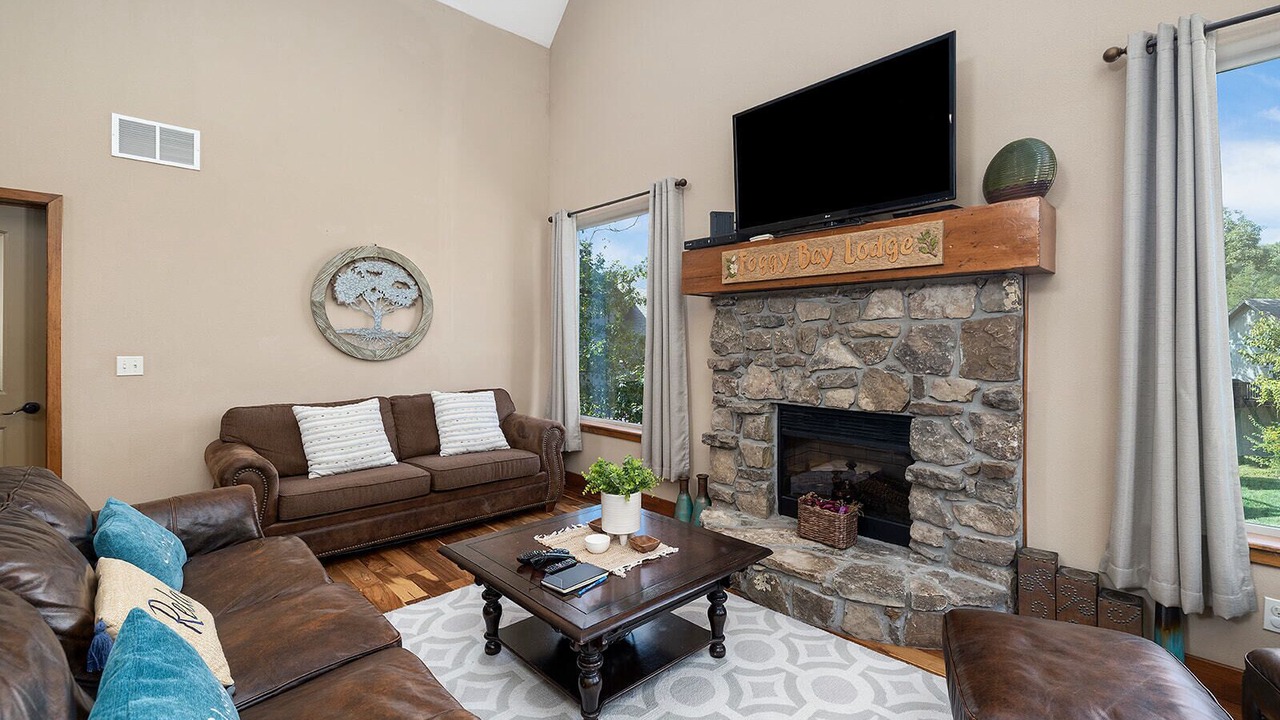 Photo of Livingroom in Hollister