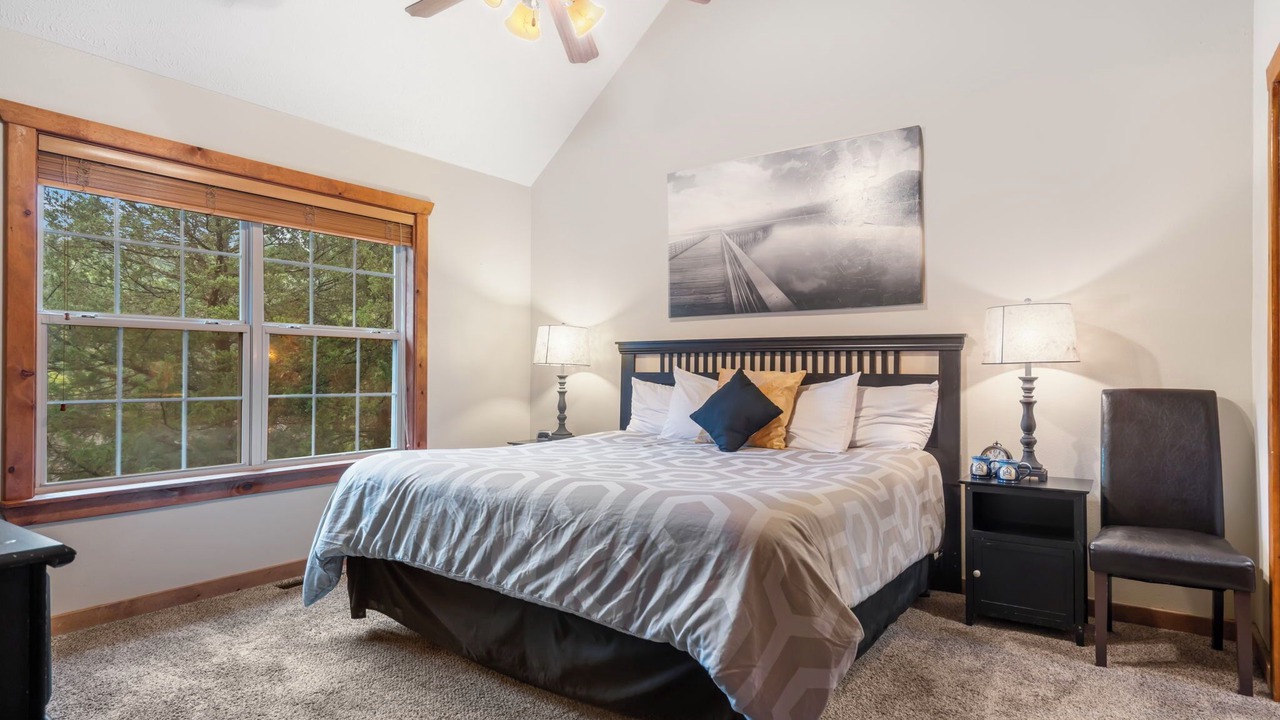 Photo of Bedroom in Branson West