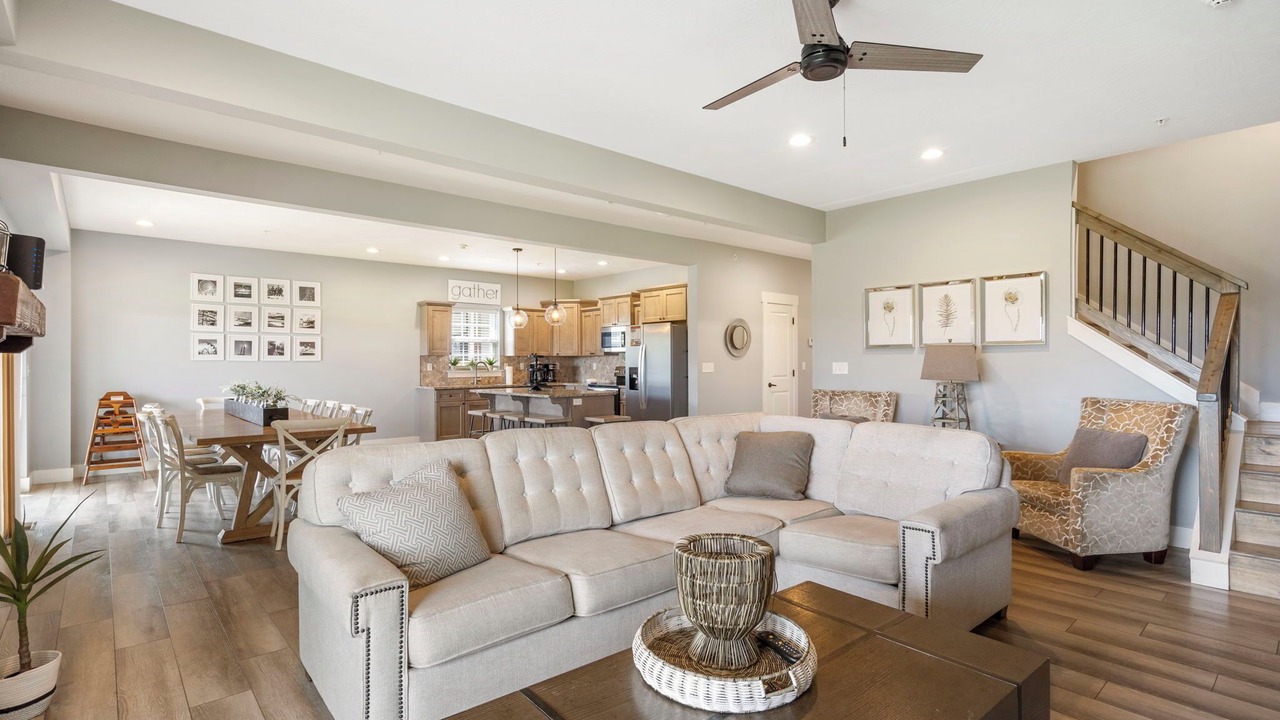 Photo of Livingroom in Branson Theater District