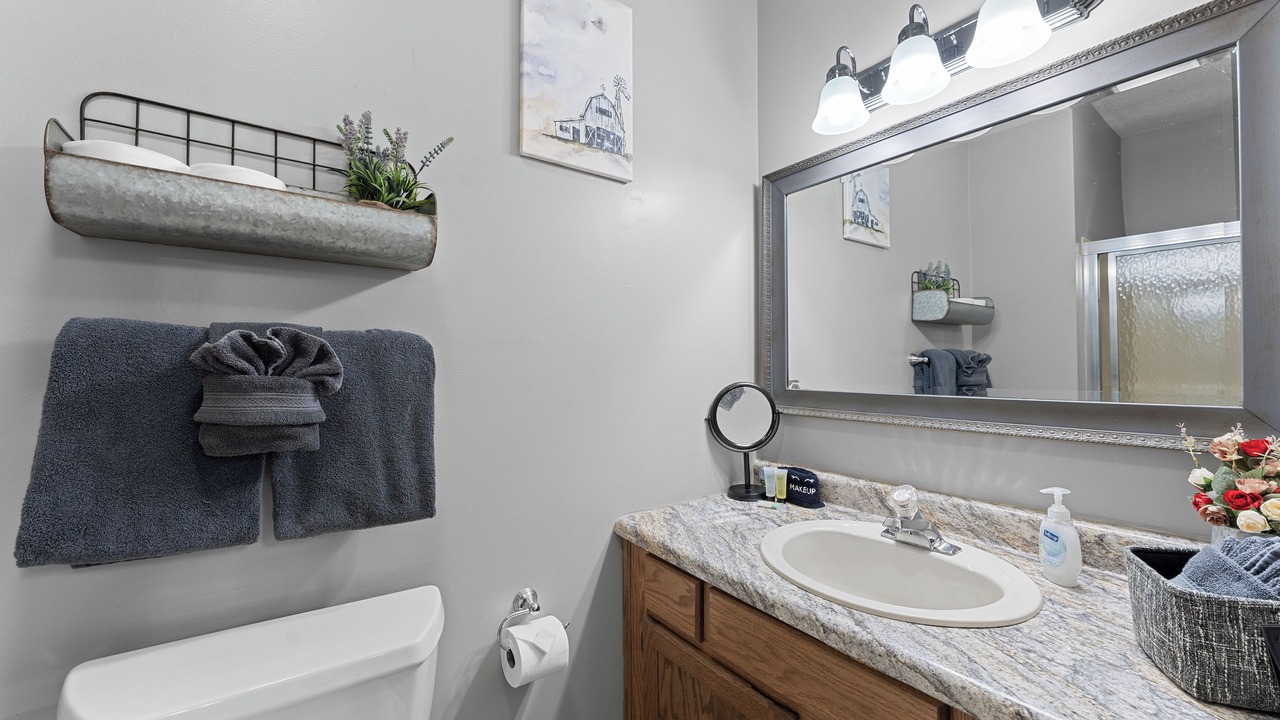 Photo of Bathroom in Notch Estates