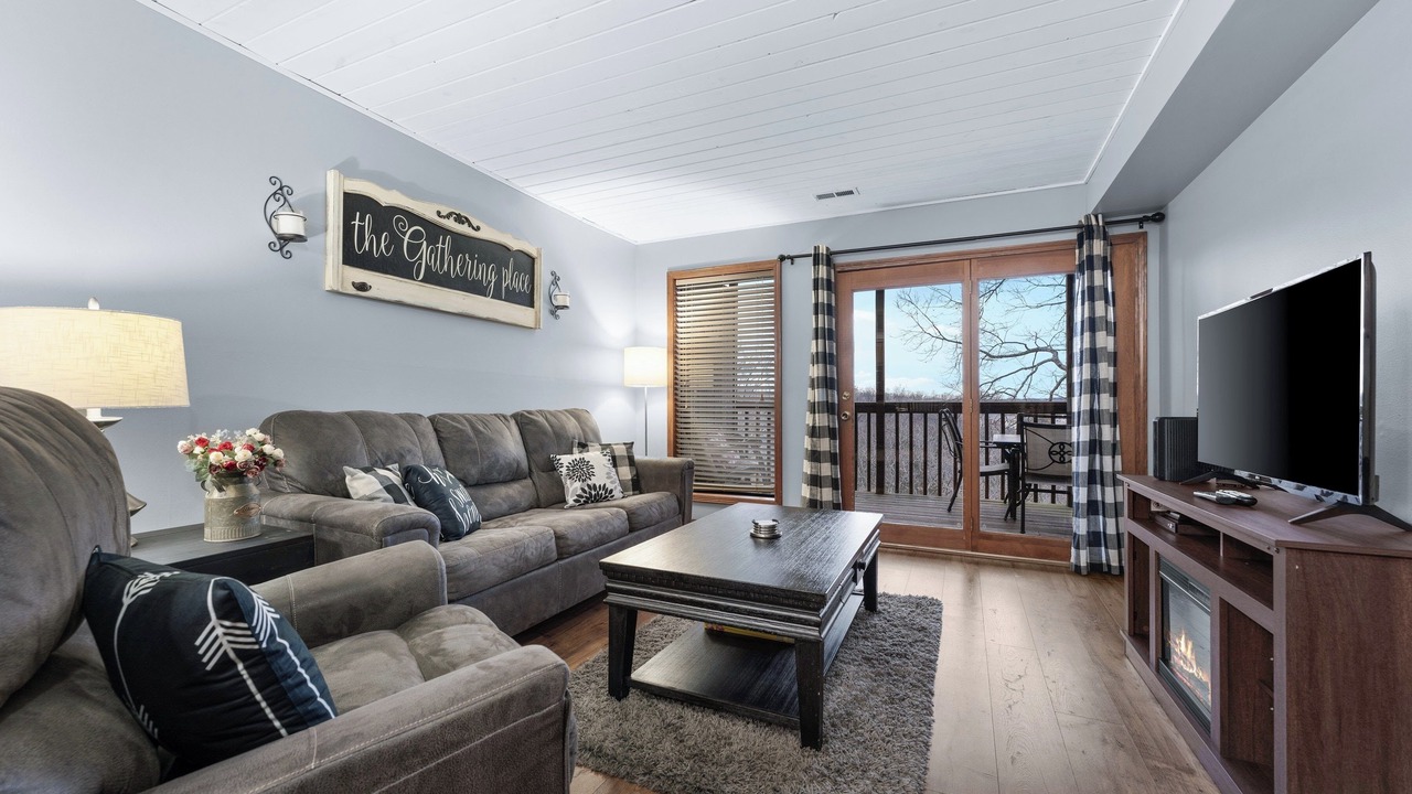 Photo of Livingroom in Notch Estates