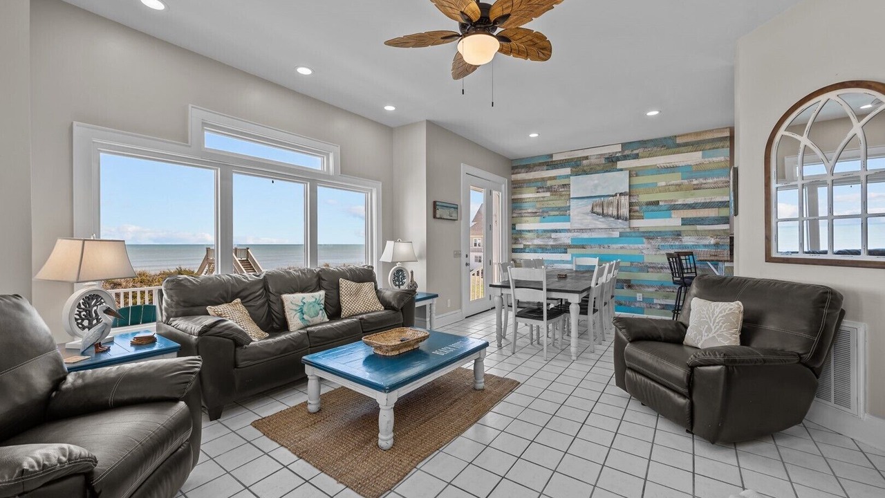 Photo of Bedroom in North Topsail Beach