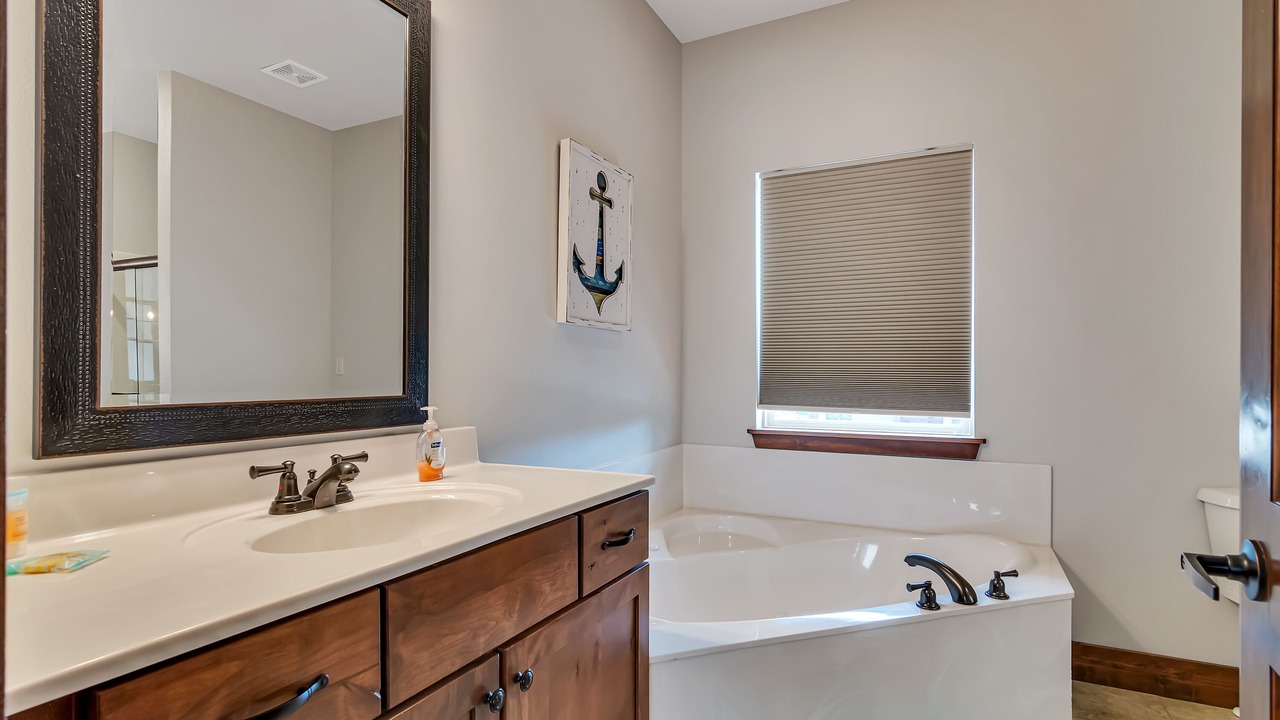 Photo of Bathroom in Indian Point