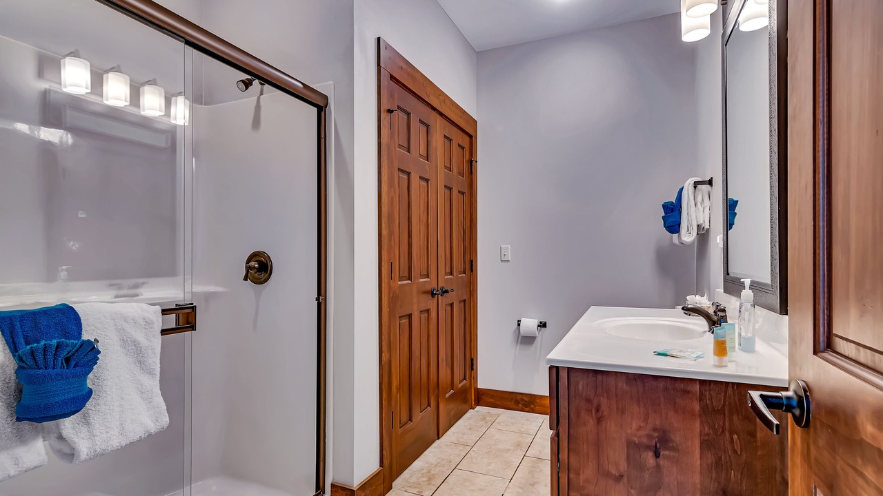 Photo of Bathroom in Indian Point