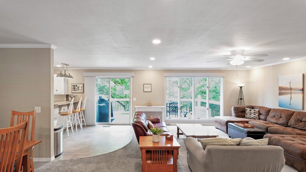 Photo of Livingroom in Shell Knob