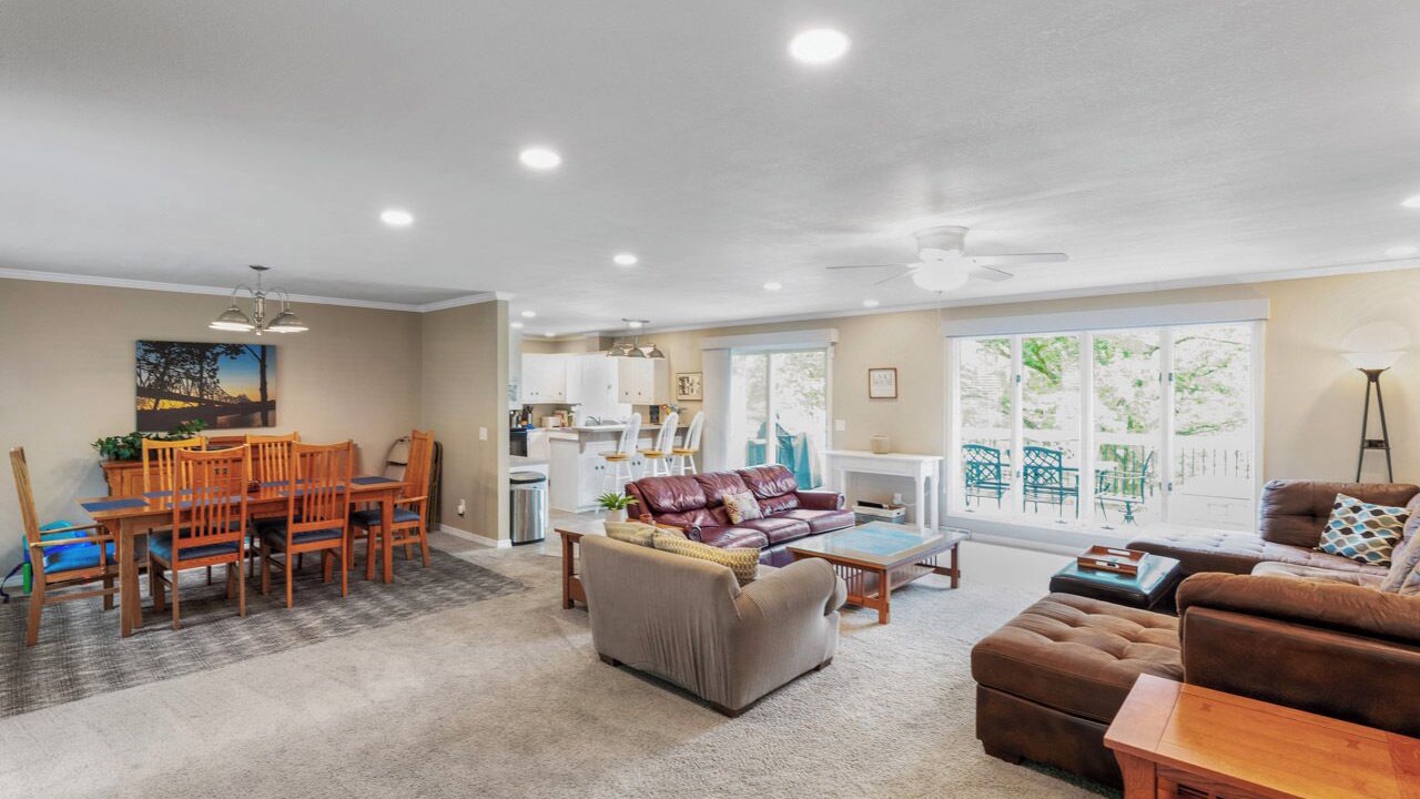 Photo of Livingroom in Shell Knob