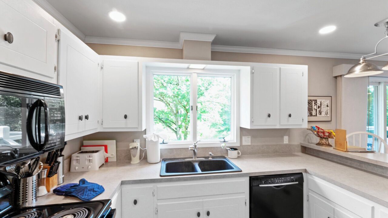 Photo of Kitchen in Shell Knob