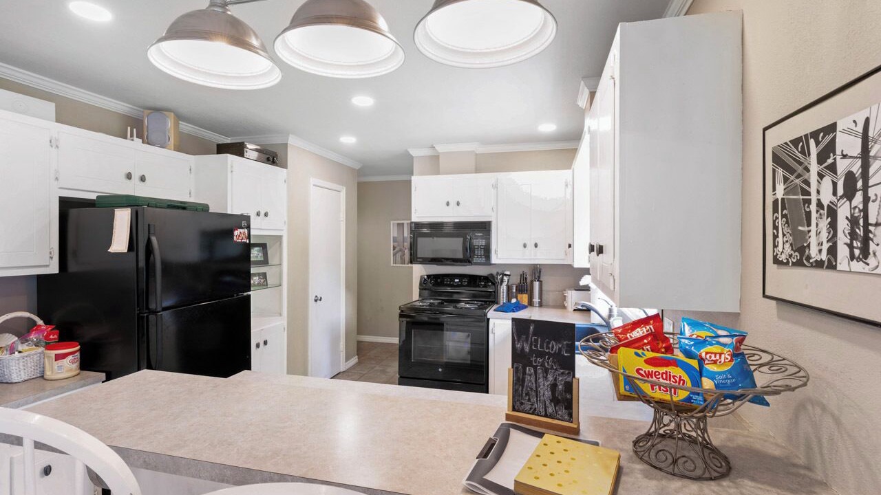 Photo of Kitchen in Shell Knob