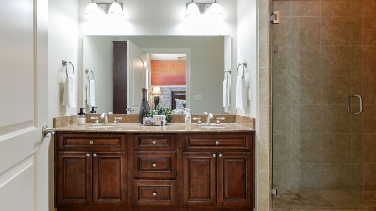 Photo of Bathroom in Branson